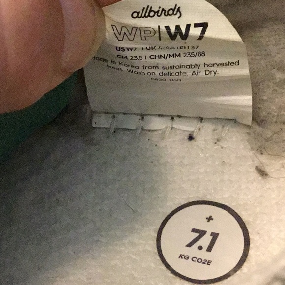 Woman’s allbirds grey with black flecks wool pipers. Size 7. Gently worn. - Picture 6 of 7